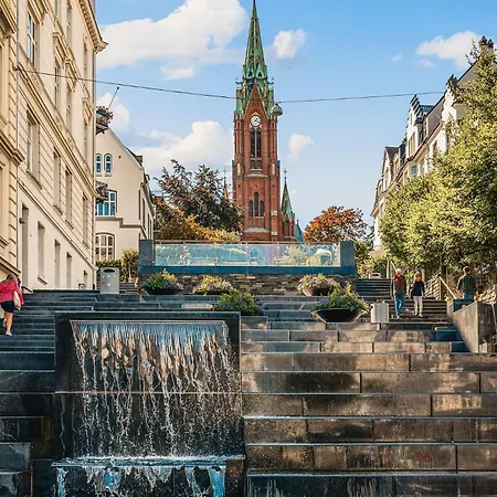 Apartment Dinbnb L 200m To Torgallmenningen L High-end L Steps From Center Bergen